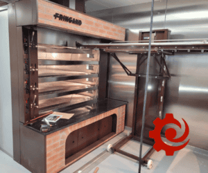 Four à pain professionnel pour boulangerie artisanale.